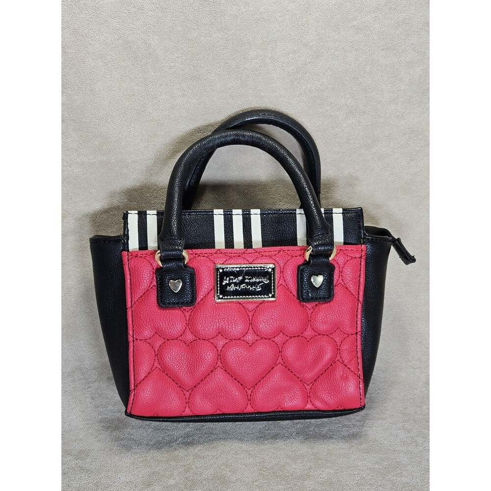 Small Betsey Johnson Heart Quilted Purse Black White Red New No Tags